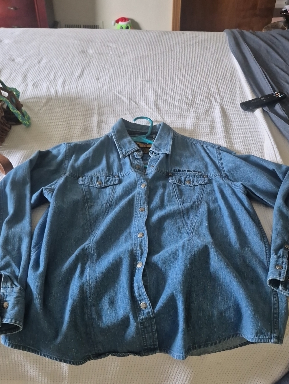Classic Light Blue Denim Button-Up Shirt